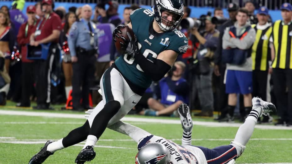 Eagles sloppy Win Over Patriots By 25-20 In Week 1