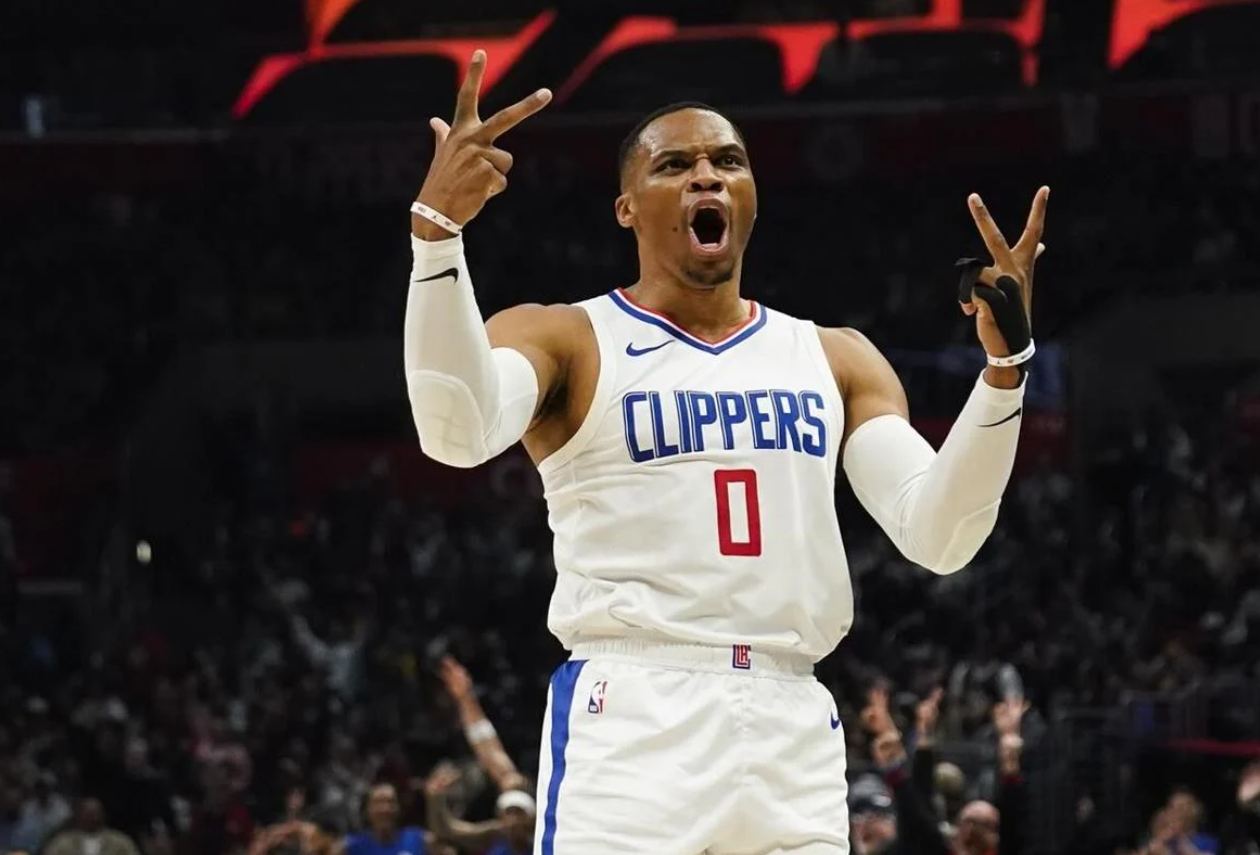 James Hardens' 25,000th Pt. Help Clippers Beat Warriors